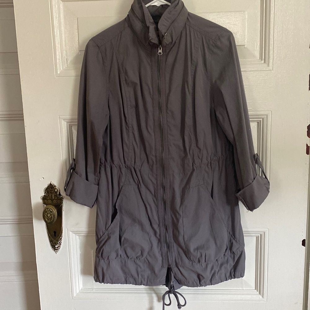 Mossimo water resistant pinned sleeve jacket